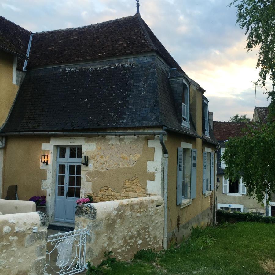 Вилла Maison De Charme Au Coeur Du Blanc, Avec Spa Et Jardin Ле-Бланк Экстерьер фото